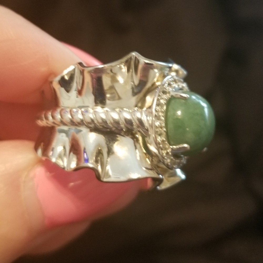 Jade ring - Picture 4 of 4